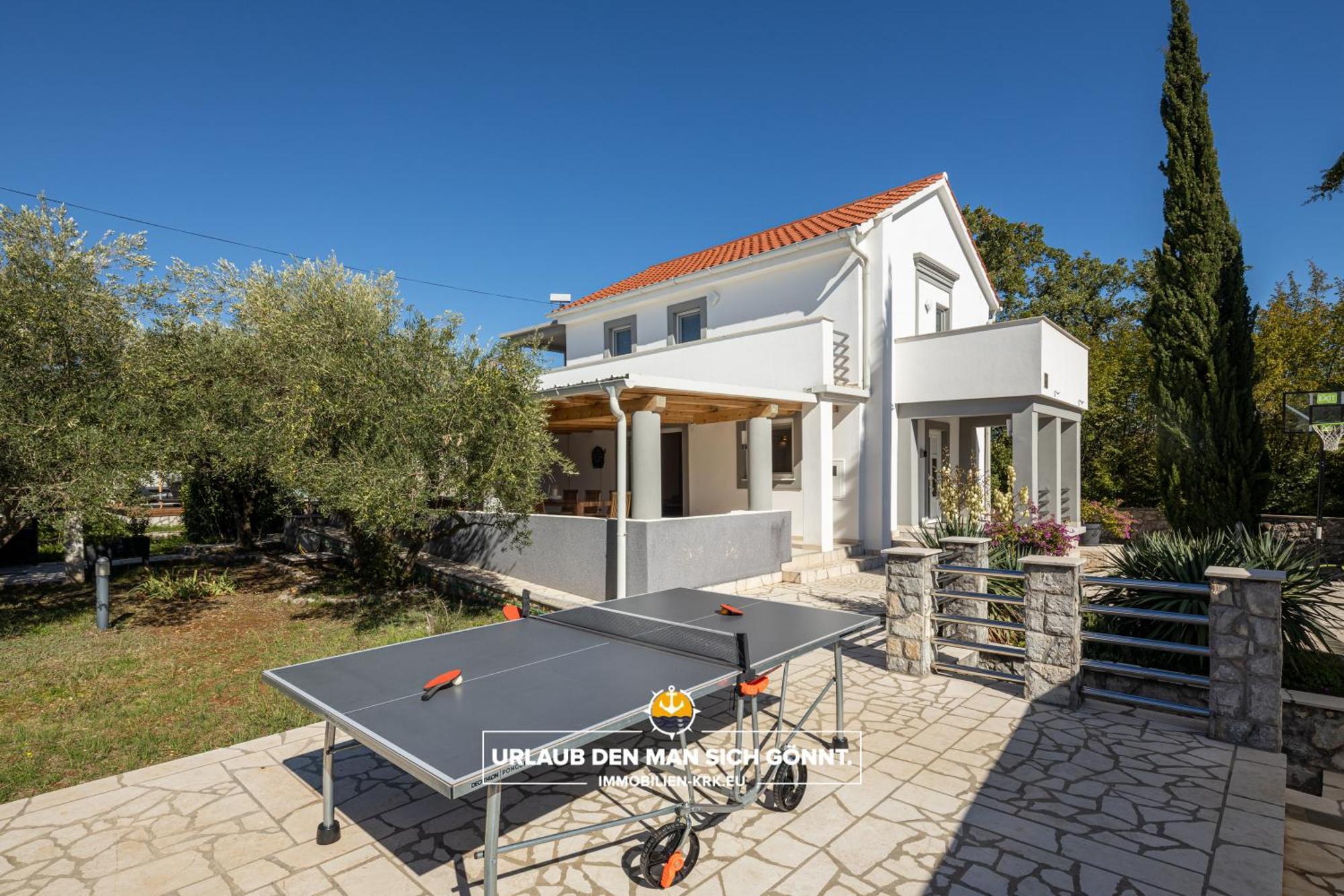 Villa 5 Elements Gostinjac Bagian luar foto