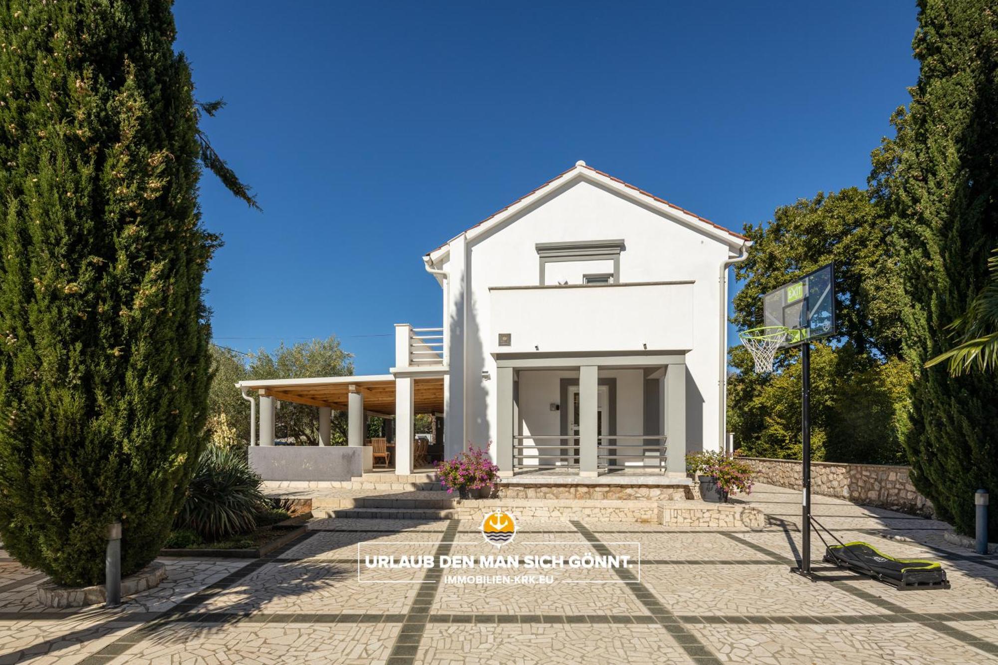 Villa 5 Elements Gostinjac Bagian luar foto