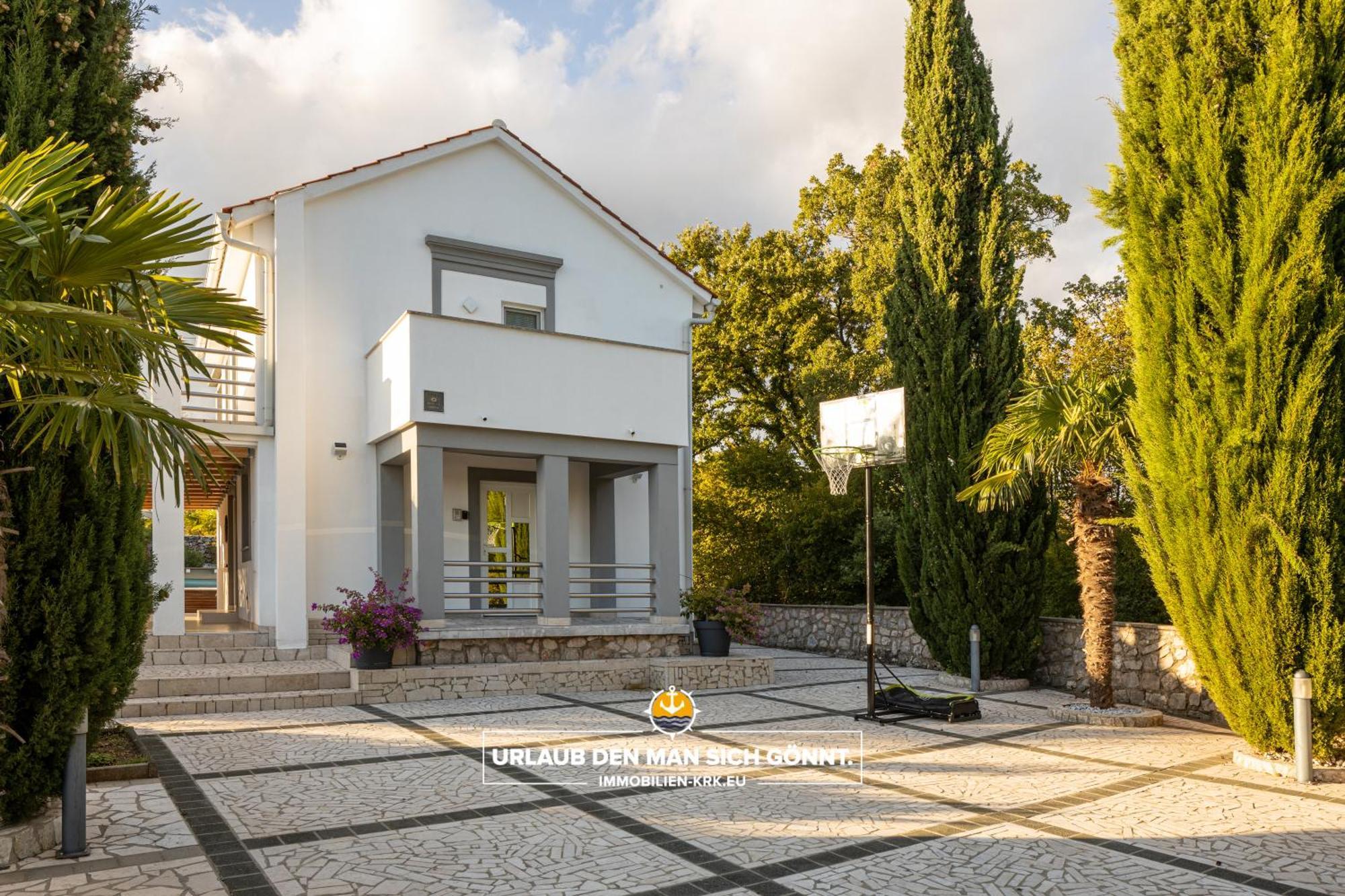 Villa 5 Elements Gostinjac Bagian luar foto